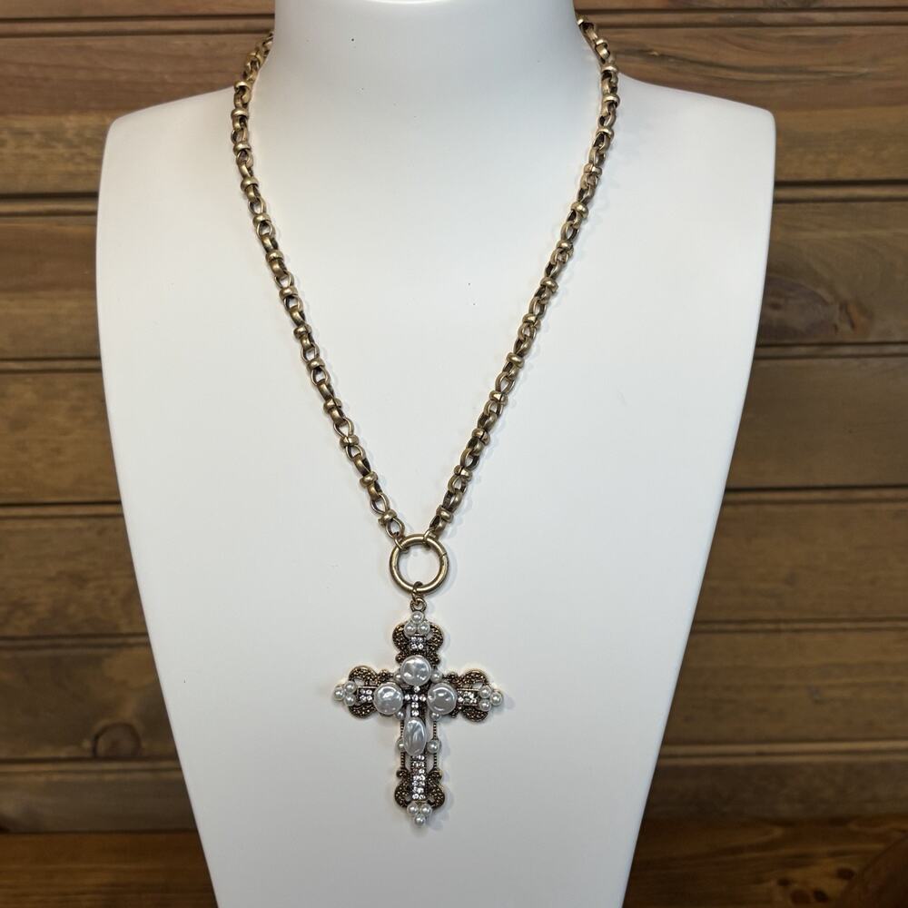 Urban Outfitters. Necklace Maltese Cross Pendant Faux Pearls Gold Tone Finish